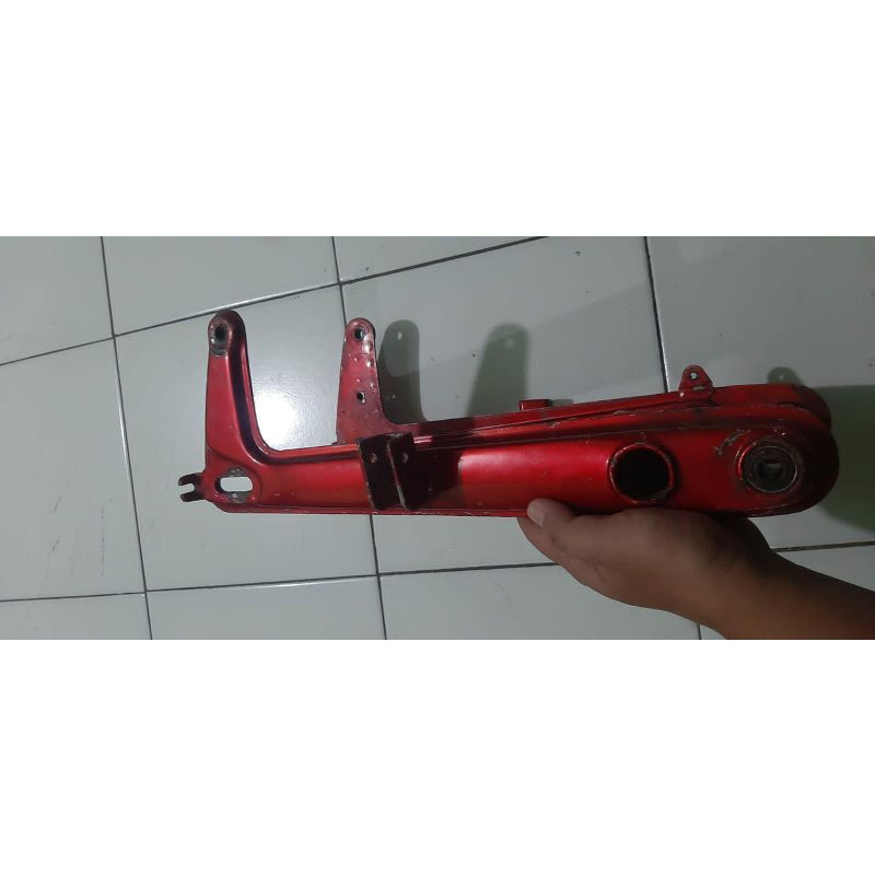 Arm Honda C70