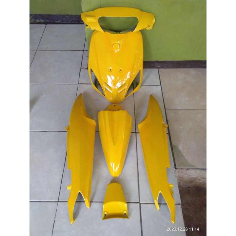 cover full body halus mio sporty kuning lemon