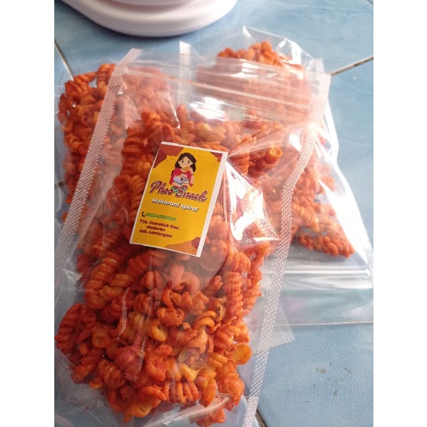 

makaroni spiral pedas - phoo snack