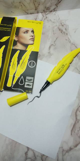 ECER!! EYELINER DAUN ALOE VERA 95% WATERPROF