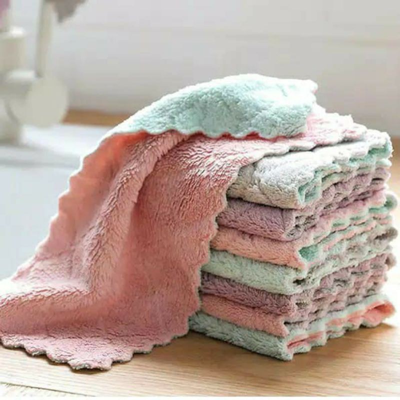 Lap microfiber serbaguna daya serap tinggi