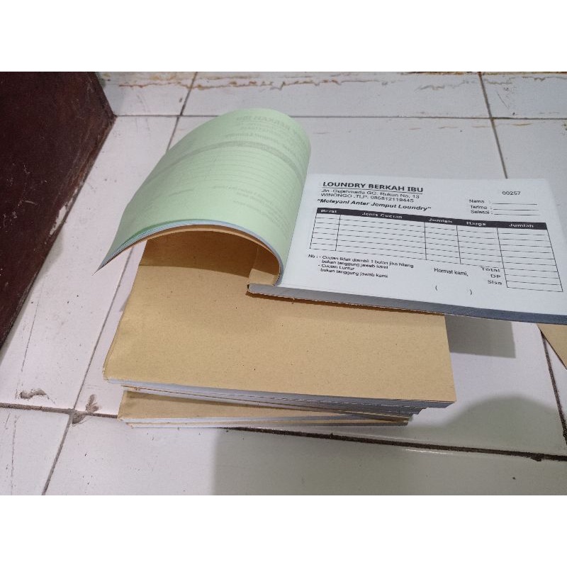 

nota custom 1/4 folio 2 ply satuan