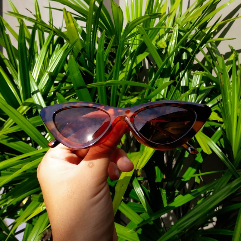 mata kucing/kacamata korea pria/kacamata korea wanita/kacamata hitam pria/kacamata hitam wanita