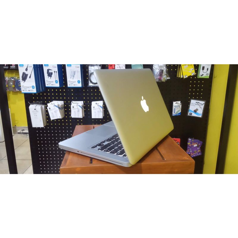 Macbook Pro 2012 md101 RAM 8GB HDD 500GB bekas seperti baru