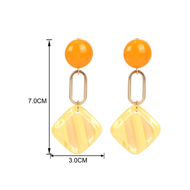 LRC Anting Tusuk Fashion hitStone Texture Square Acrylic Earrings F54981