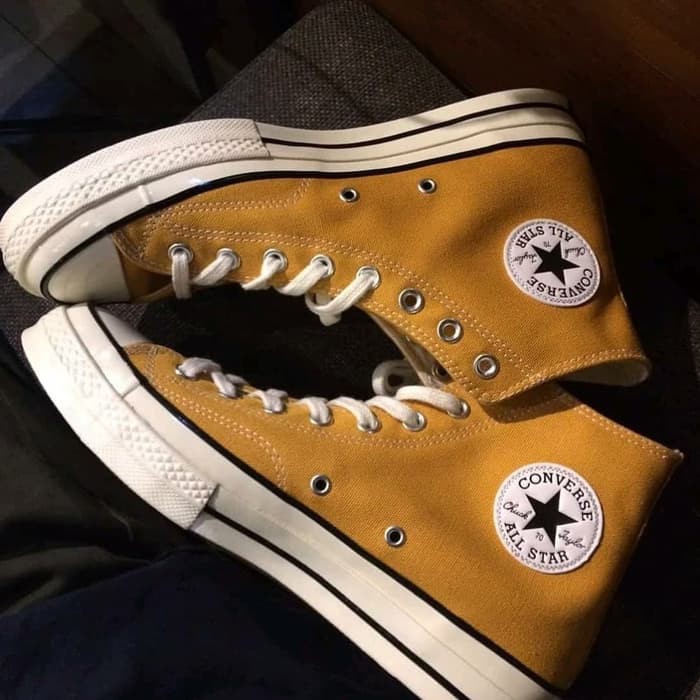 yellow white converse