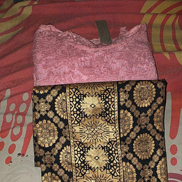 Batik Solo Midodari/ Batik Pekalongan/ Kebaya Brukat