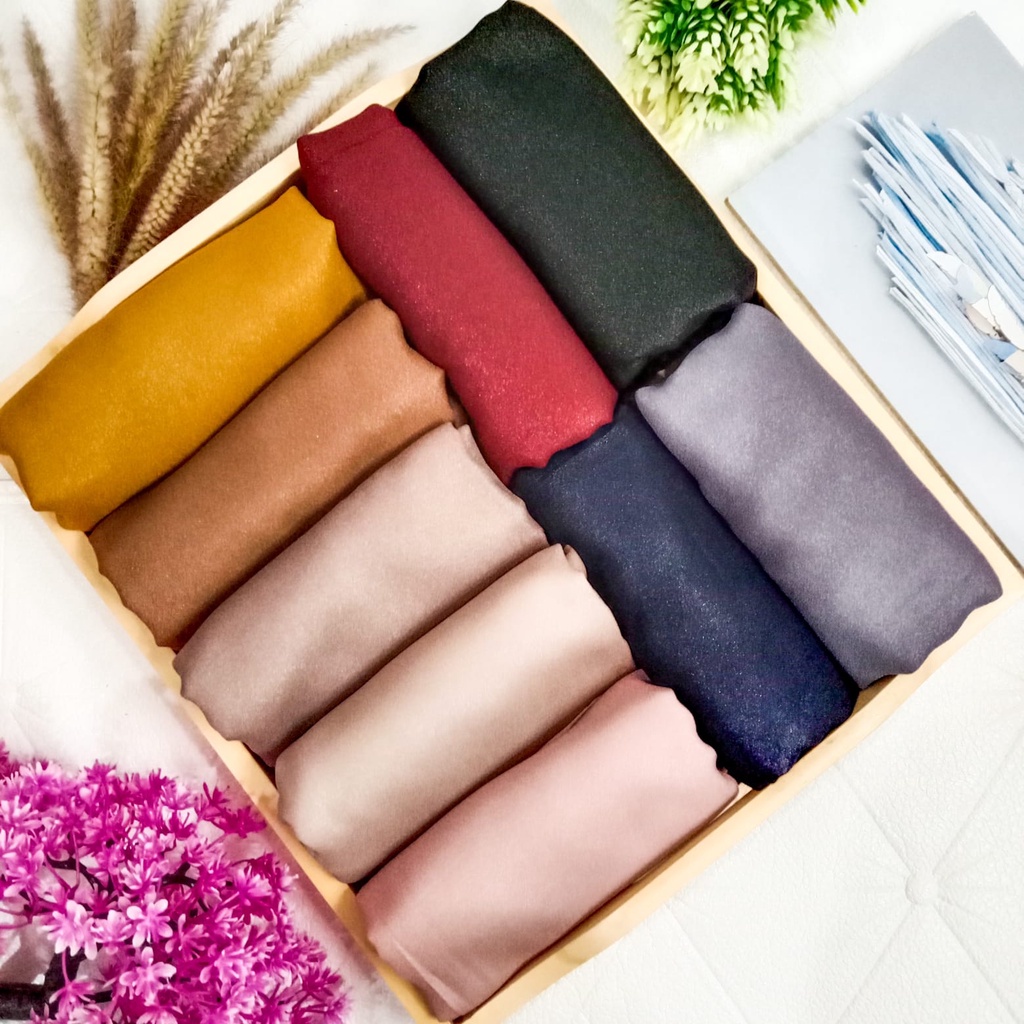 HIJAB SEGI EMPAT TERBARU JILAB MOTIF KILAP SHIMY / KERUDUNG AZHARA UKURAN 110 x 110 CM