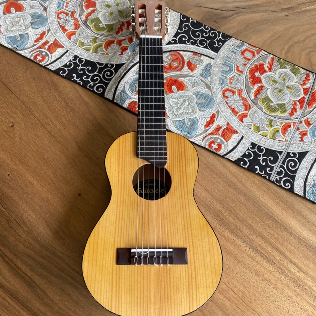 Gitar yamaha guitalele ori - second - pre loved - gitar anak