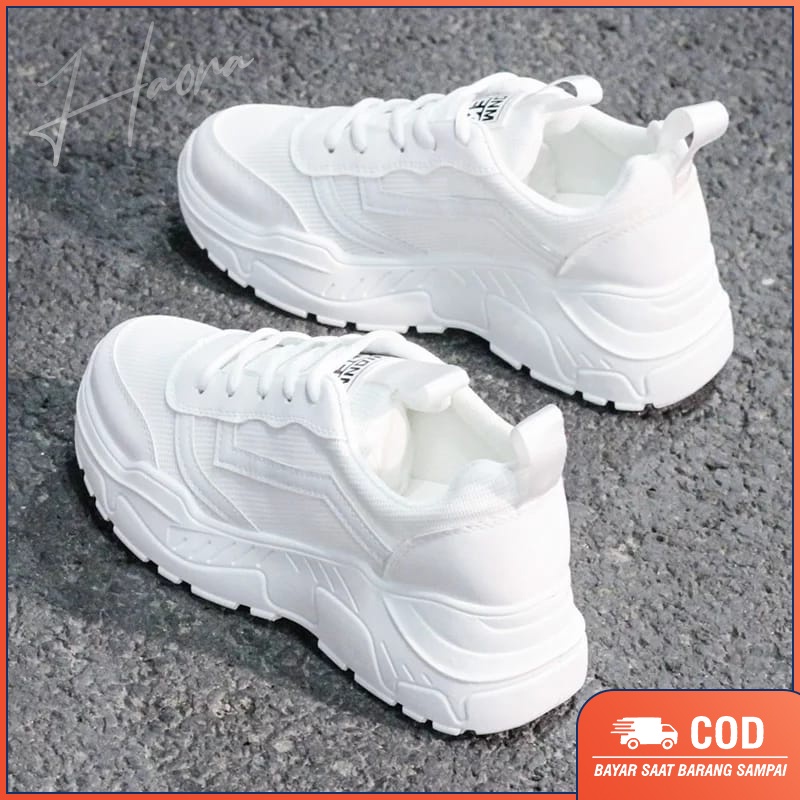 Sepatu Sneakers Wanita Korea COEK / Sepatu Sneakers Wanita Putih