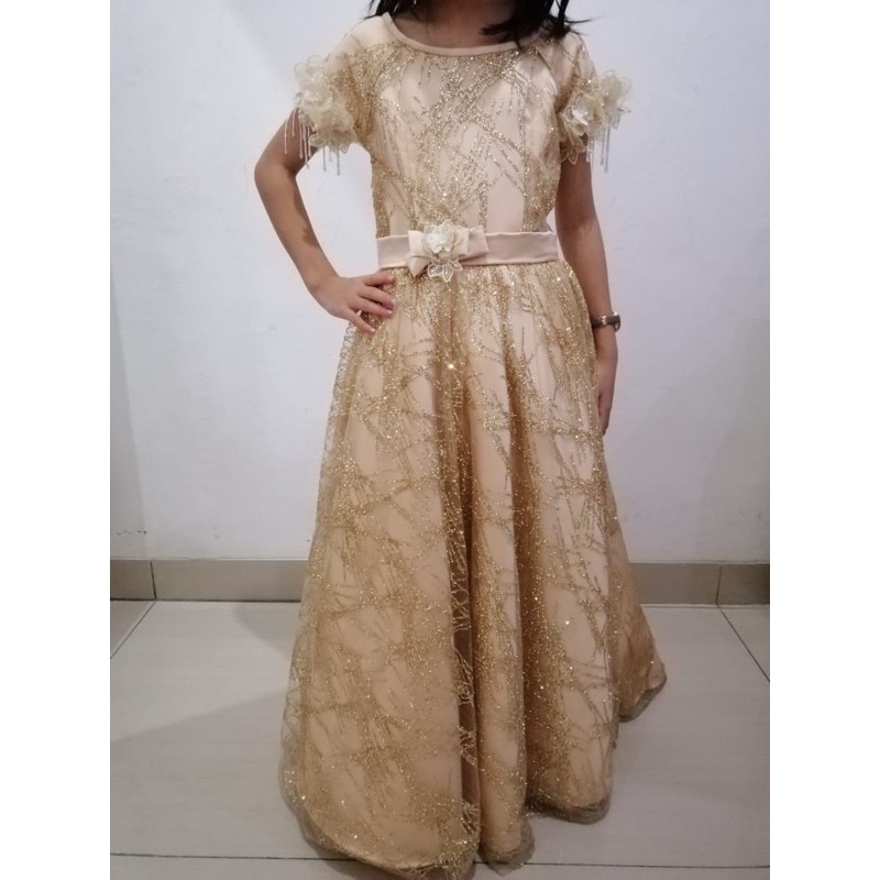 Gaun Anak Gold