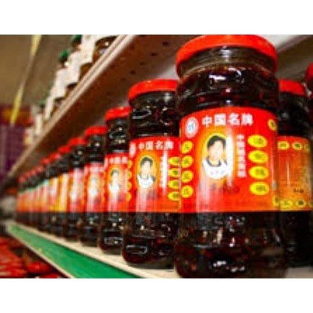 

Lao Gan Ma Black Beans Chili Oil/Spicy Crispy/Hot Chili Sauce/Minyak Cabe/Saus Sambal/Laoganma