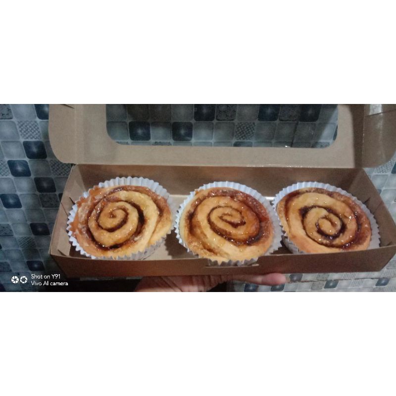 

cinnamonroll