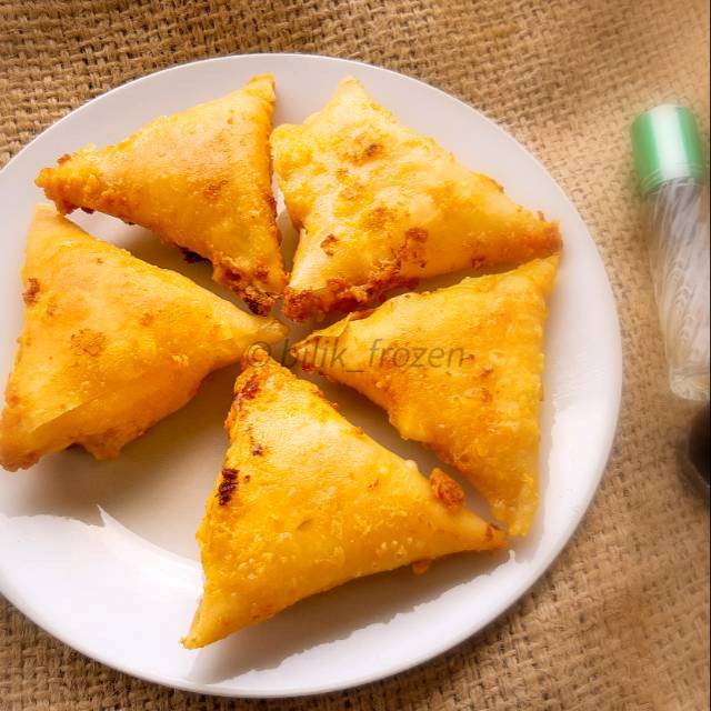

Sambusa Keju Frozen