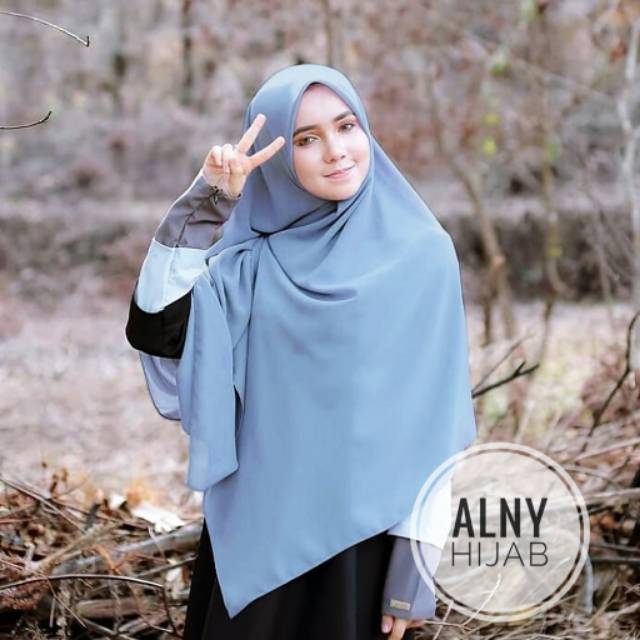 Alny Hijab - Jilbab/hijab segiempat wolfis 130x130/ square wolfis polos/ segi empat syar'i