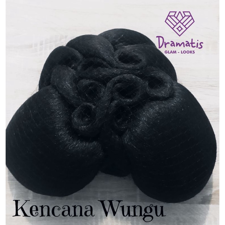 Sanggul Anne Avantie