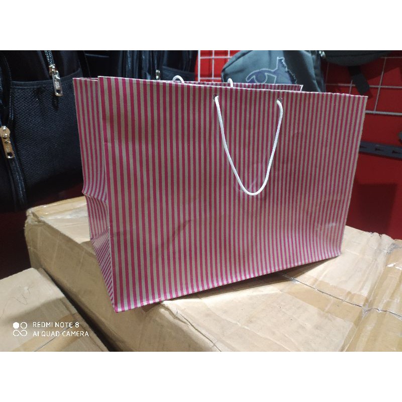 

paper bag bronis/snak box/bolu garis laminating isi 12 pcs terlaris dan termurah