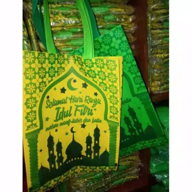 

Tas Hantaran Lebaran / Tas Spunbond Idul Firtri / Tas Spunbond Lebaran
