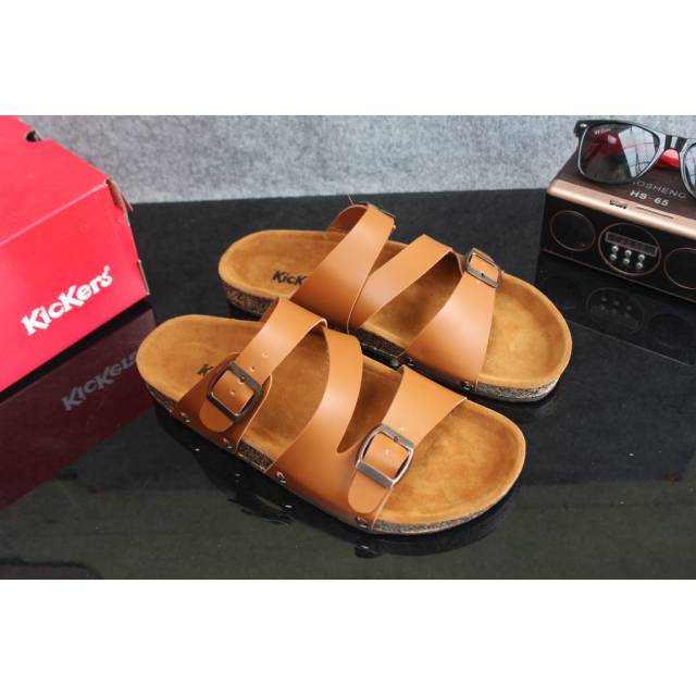 Sendal Pria Slide Kickers Urban Bahan Kulit Santai Nyaman Jalan NgemalL HangOut Kekinian Semi Formal