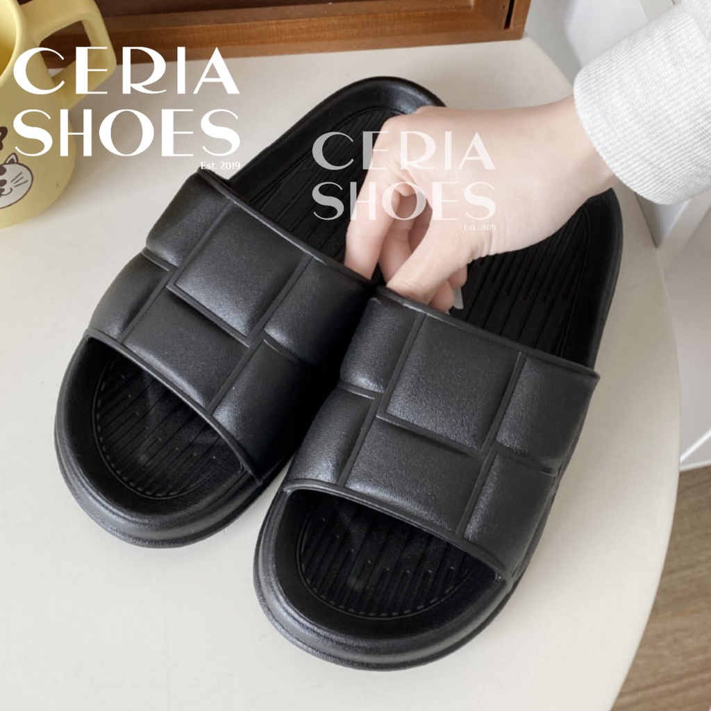 CERIA PVC Sandal Slop Wanita Jelly Korean Import Bahan Rubber Super Soft Ringan Non-slip Sole Square Pattern