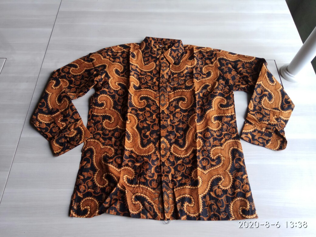 Kemeja Batik Pria Lengan Panjang Motif Mahkota