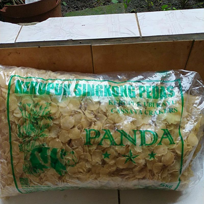 Jual Keripik Singkong Pedas Mentah Cap Panda Kripik Cerepik Kerupuk