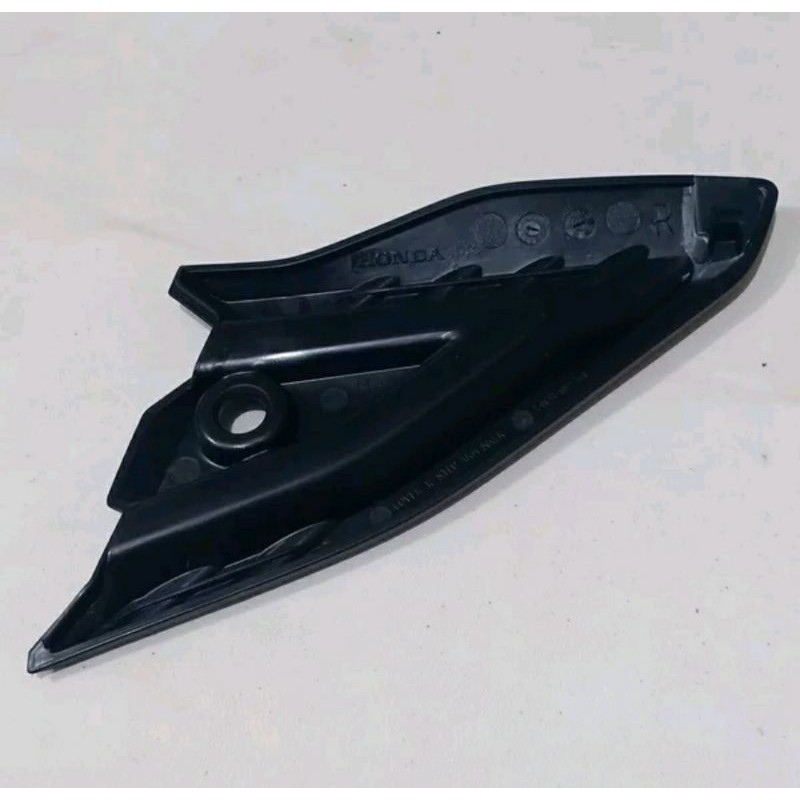 cover step arm inner R kanan L kiri pcx 150 lokal K97 Original