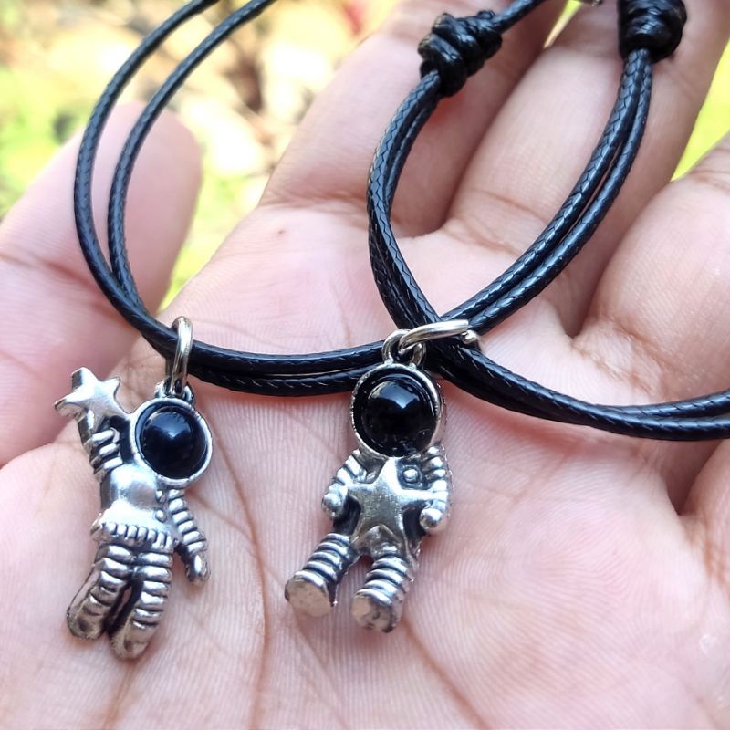 GELANG ASTRONOT / GELANG PASANGAN / GELANG COUPLE MAGNET ASTRONOT / GELANG TALI HITAM