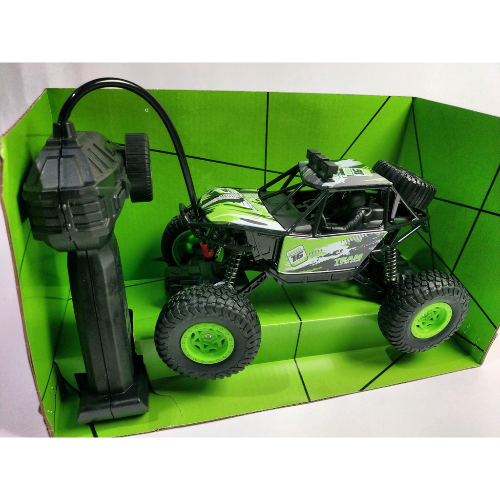 Mobil Remote Kontrol / Mobil RC Rock Crawler 4WD - Mobil RC 4WD 1;20