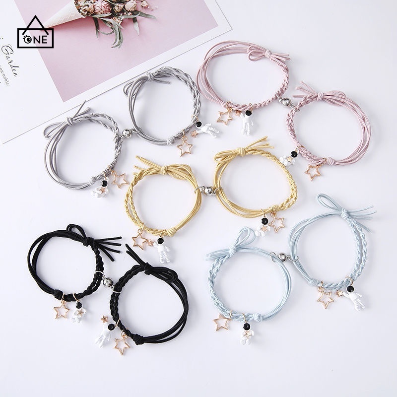 COD❤️ 2 Pcs/Set Gelang Astronot Magnet Couple Korea Gelang Pasangan Lonceng Elastis Yang Dapat Disesuaikan Wanita Pria Hadiah Uniseks Aksesoris A.one