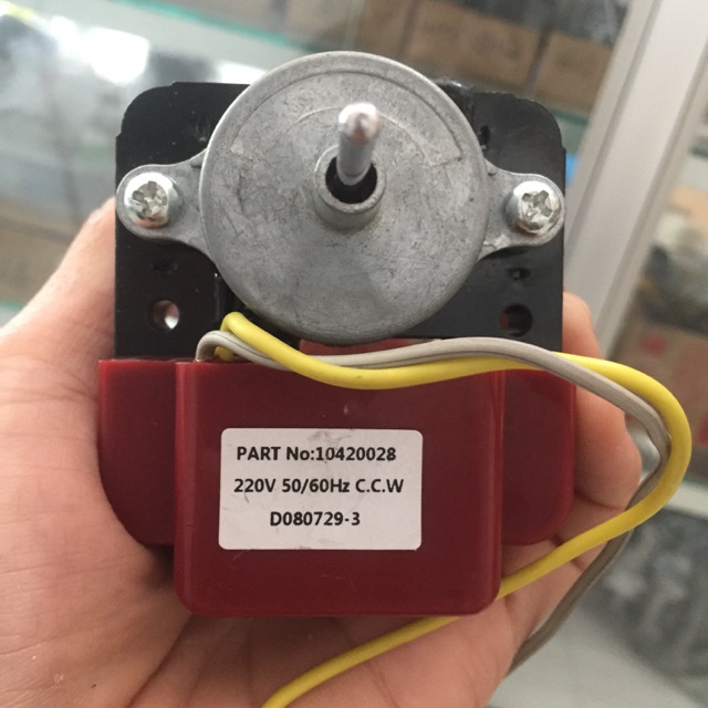 Pan kulkas showcase polytron