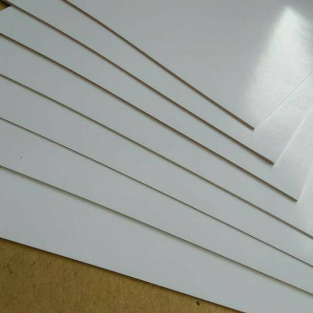 

klm ( 50 Lembar ) Kertas Art Carton 230 Gsm / Karton Glossy Uk A3+ / 32cm X 48.3cm