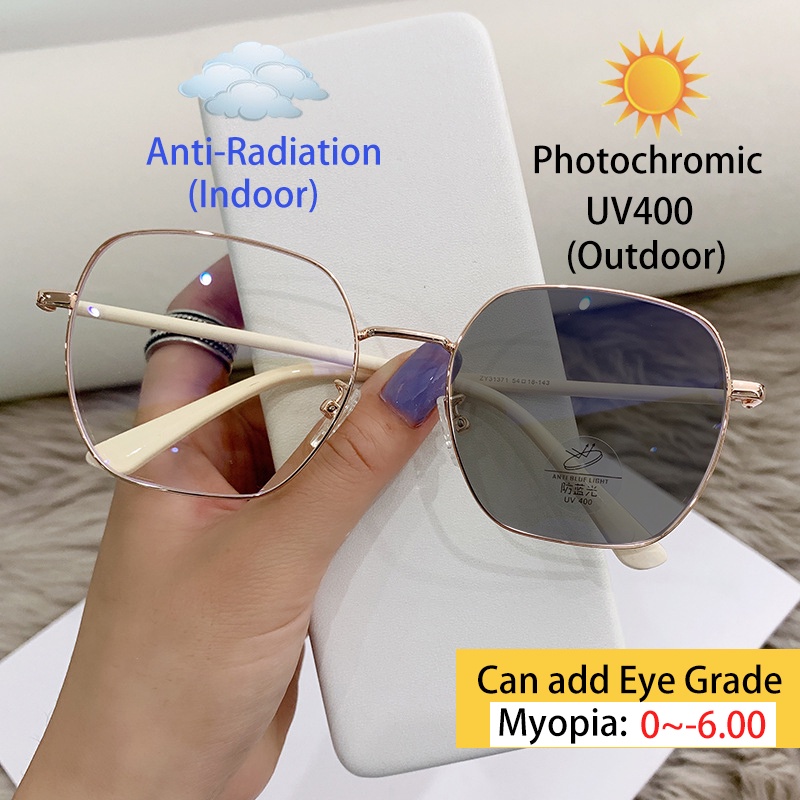 Kacamata Photochromic Anti Radiasi Minus Retro Frame Kotak Bahan Metal Untuk Wanita Pria