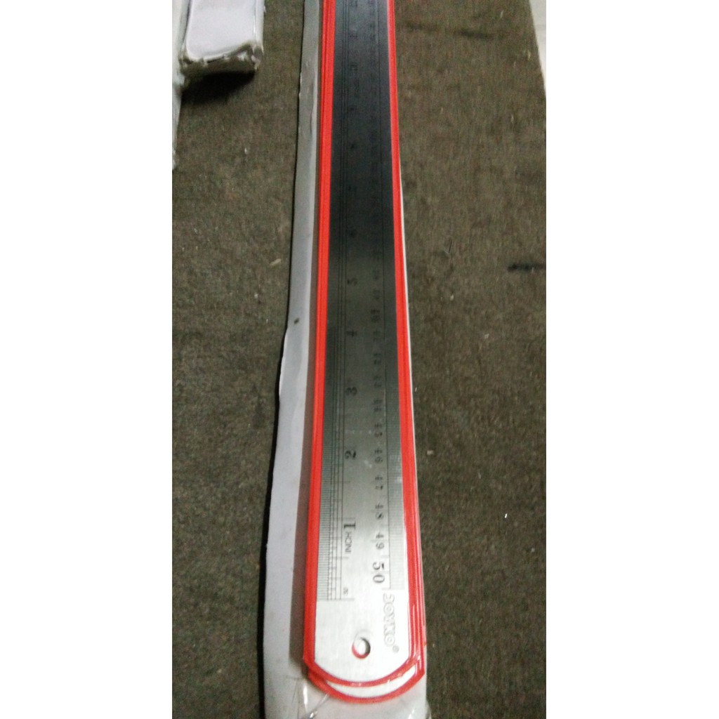 

PENGGARIS BESI / STAINLESS STEEL 30 CM