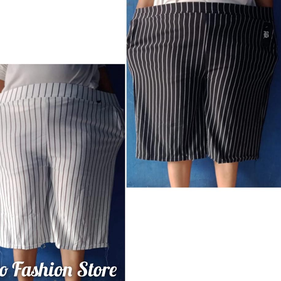 XXXL  Kulot Pendek Super Jumbo BB 100kg+ Motif Salur Hitam Putih Tebal | Big Size Pants | Celana Wan