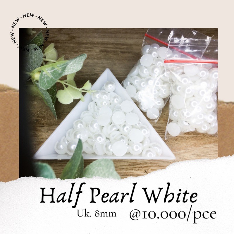 

Half Pearl White uk. 8 mm