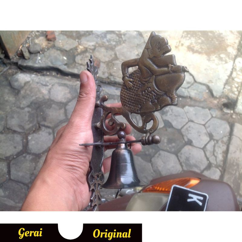 

INI YANG ASLI ! Bel lonceng kuningan motif Bagong