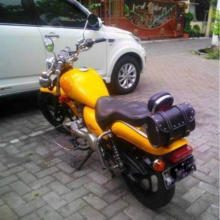 TAS MOTOR OVAL ASLI KULIT SAPI - TAS MOTOR KULIT ASLI OVAL - TAS MOTOR KEREN - SIDEBAGKULITASLI