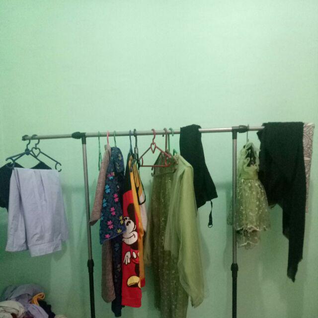 Stand Hanger Single Serbaguna Dengan 4 Roda