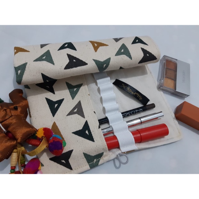 

TERBARU TEMPAT PENSIL GULUNG | TERBARU TEMPAT KOSMETIK GULUNG HANDMADE