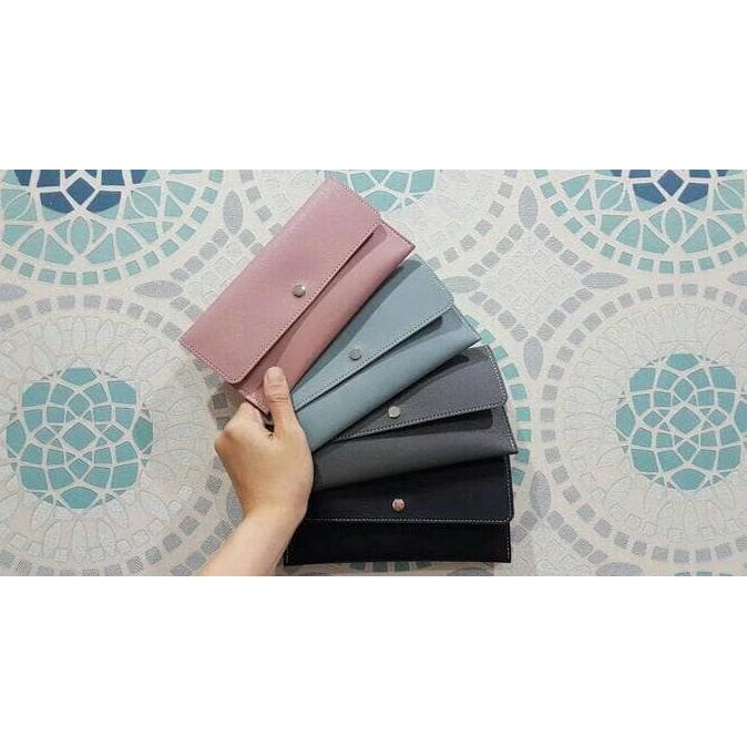 MINISO Dompet Wanita Long Wallet bahan kulit Merah 