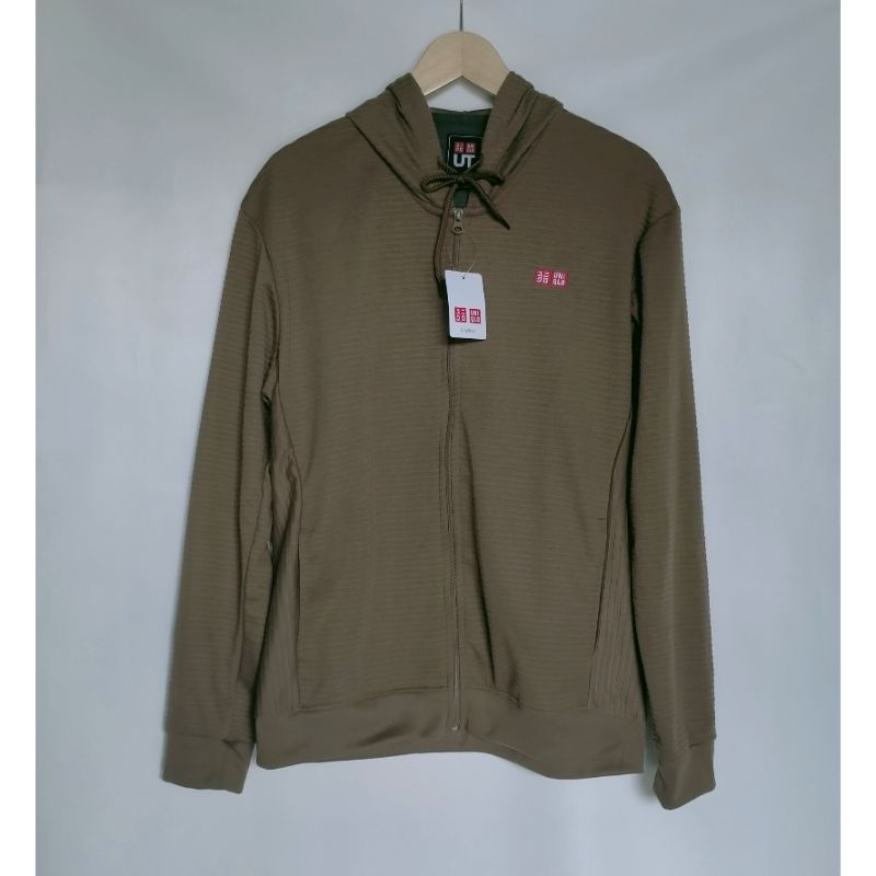 Jaket pria uniqlo