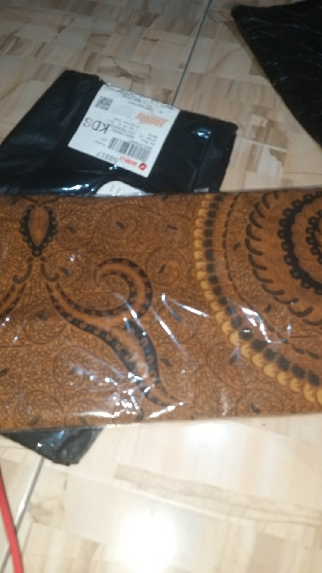 Batik Sogan Klasik / Jarik Sogan / Jarik Solo Motif Babon Angkrem