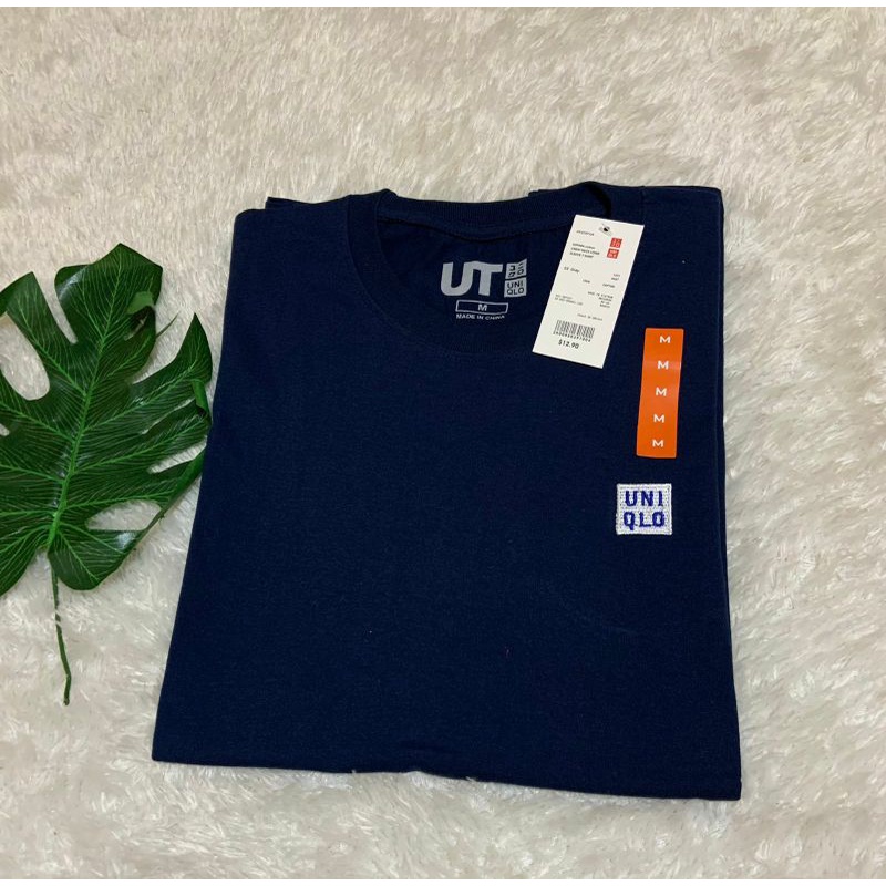 Kaos Uniqlo Logo Pria Wanita Lengan Pendek/Tshirt Uniqlo Unisex-Navy
