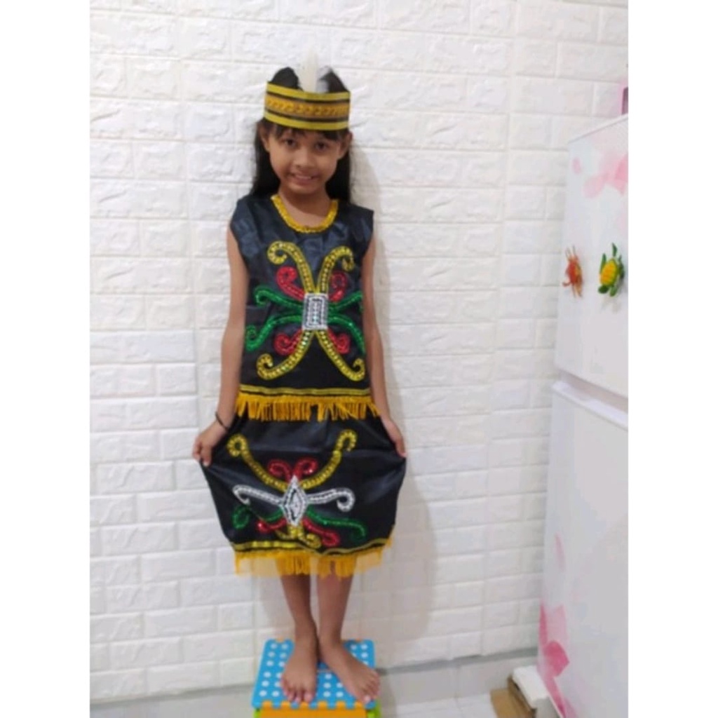 Pakaian Adat Dayak/Kalimantan (dewasa dan anak-anak)