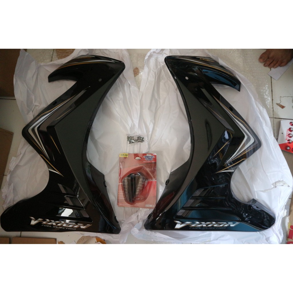 Half Fairing Vixion Lama Hitam