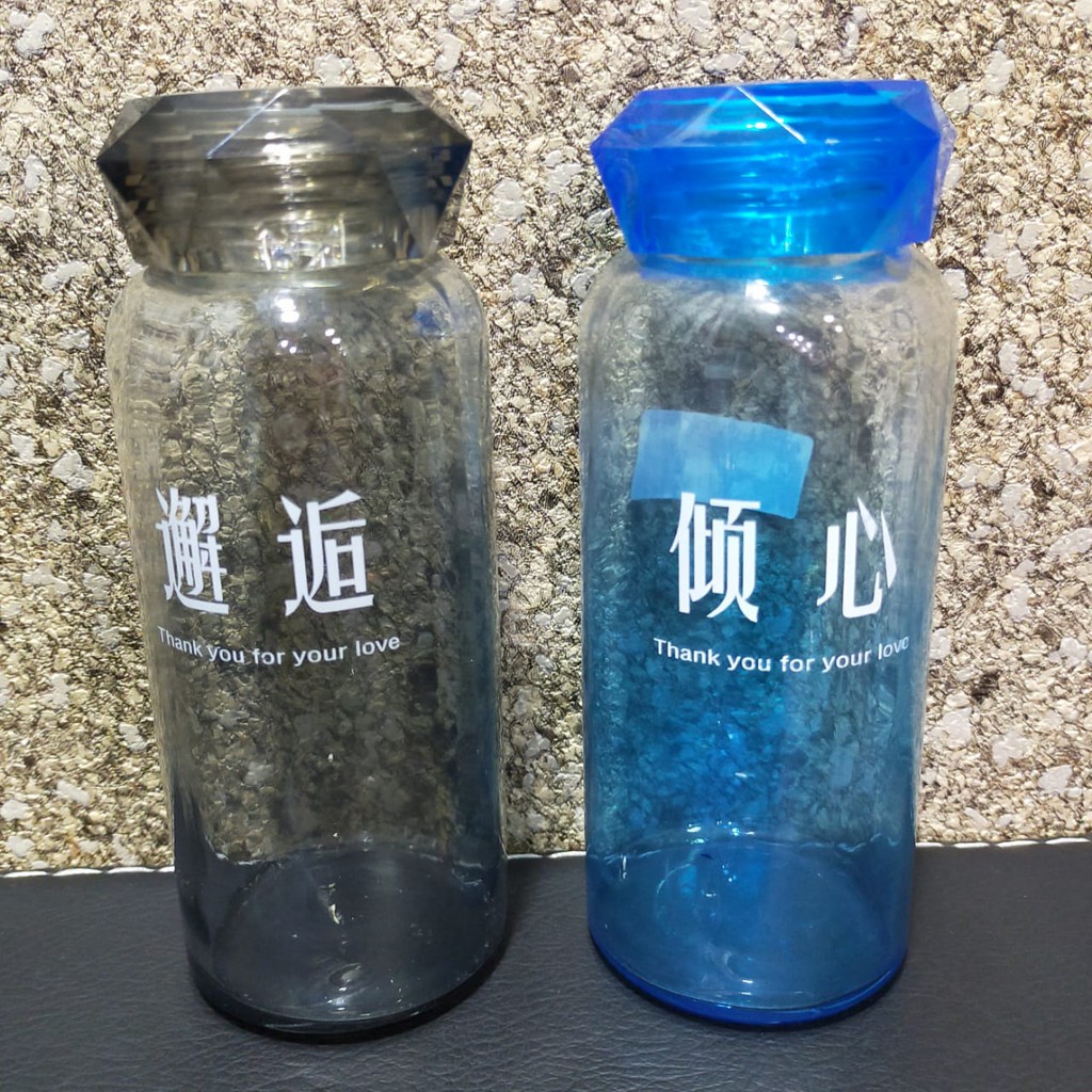 

Murah Grosir Termurah 80 Pcs Souvenir Botol Kaca G198-028 kemas Box cantik Keren