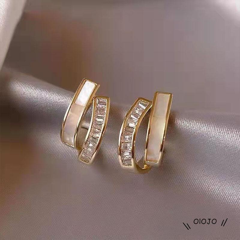 【COD】Anting Stud Gaya Retro Untuk Wanita