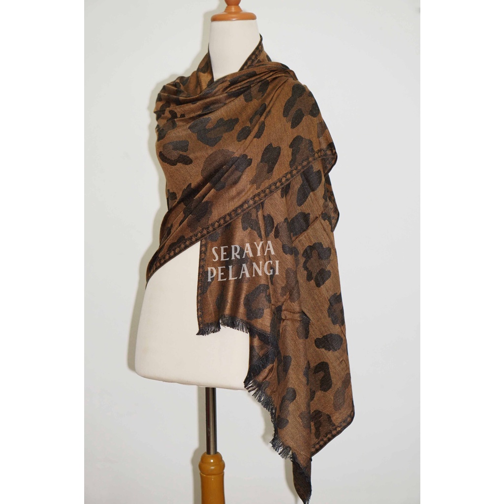 Pashmina Cashmere Motif A10 | Animal Print | Selendang | Scarf | Syal | Shawl | Pasmina | Souvenir | Hadiah Ulang Tahun | Birthday Gift | Aksesoris Fashion Wanita | Premium Import Quality | Grosir Murah