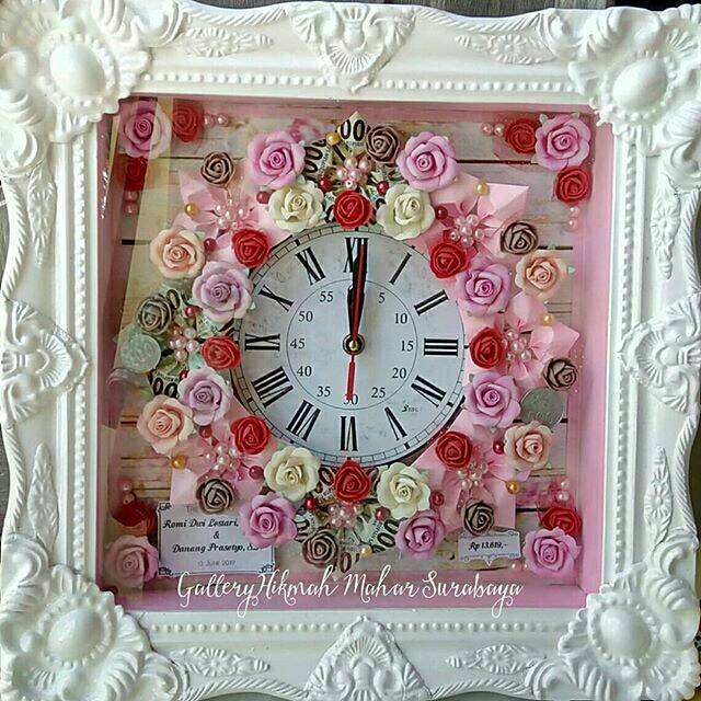 Mahar Bucket Bouquet Buket Jam Dinding/ Scrapframe Mahar/Maskawin